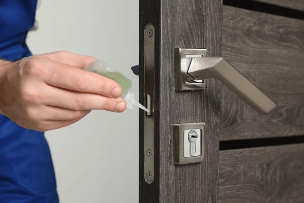 The 4 Best Ways To Lubricate A Lock